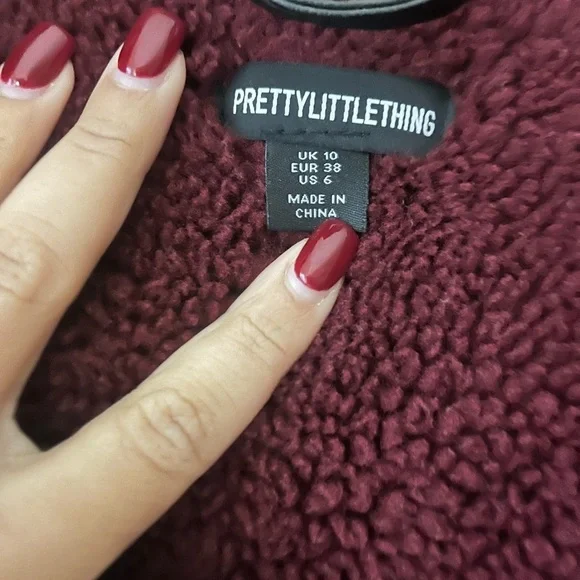 PrettyLittleThing Burgundy and Black Teddy Jacket - Picture 3 of 8